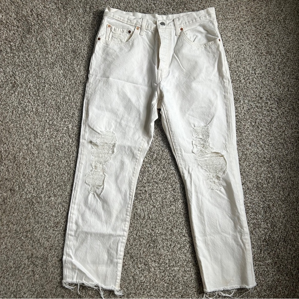 Levi’s Premium White High Rise Distressed Denim Jeans Casual Neutral 32